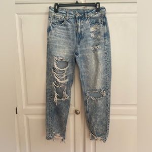 Fantastic distressed blue jeans